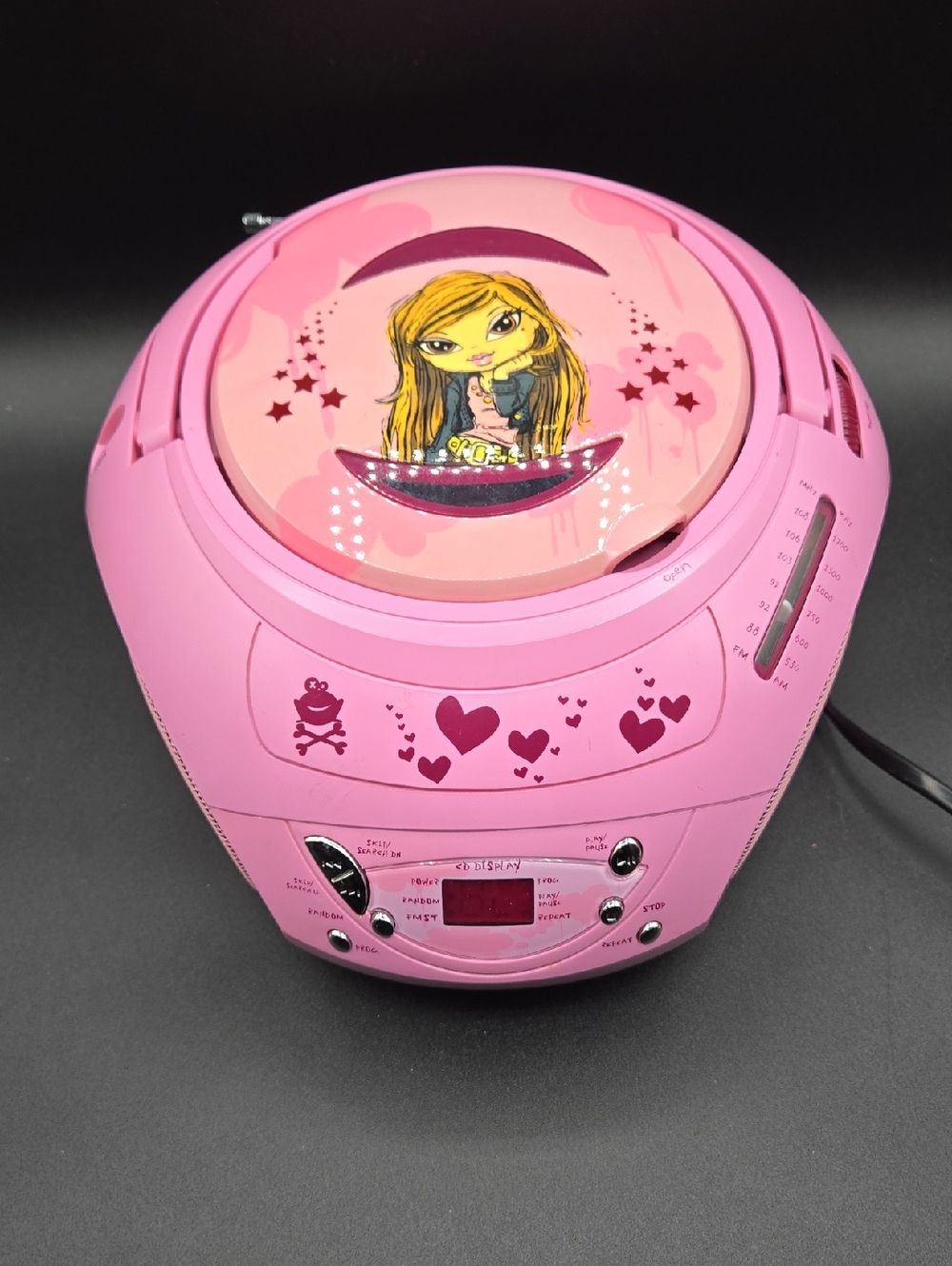 Vintage MGA Entertainment Bratz Kidz Portable CD Player & AM/FM Radio